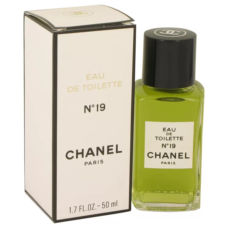 CHANEL 19 Eau De Toilette